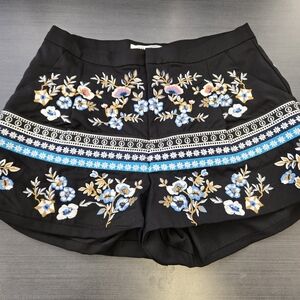 Elegant Black Floral Embroidered Women's Shorts